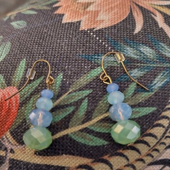Hand Crafted Jewelry - pretty two inch beaded earrings CLOSING CLOEST. NO RETUNS OR REFUNDS. ALL SALES